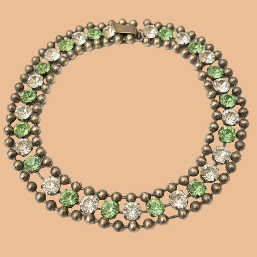 Girocollo anni ’70 con strass verdi e trasparenti
