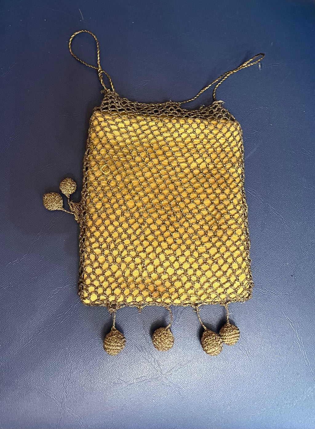 Dancing Bag anni ’20 in filo di metallo dorato