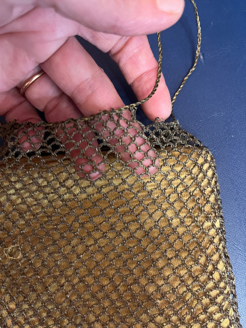 Dancing Bag anni ’20 in filo di metallo dorato