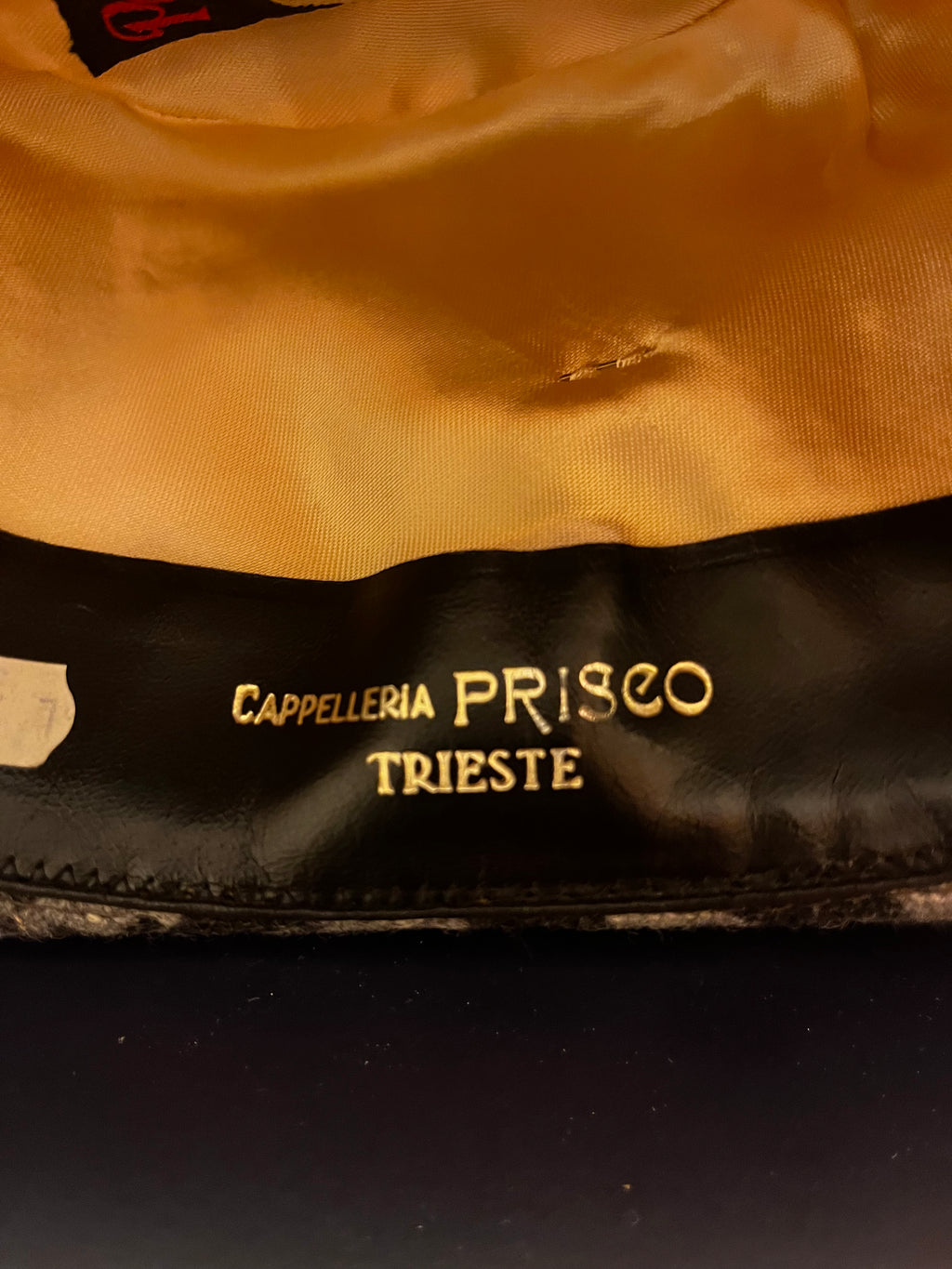 Cappello anni ’70 Création LonCom check con fiore applicato