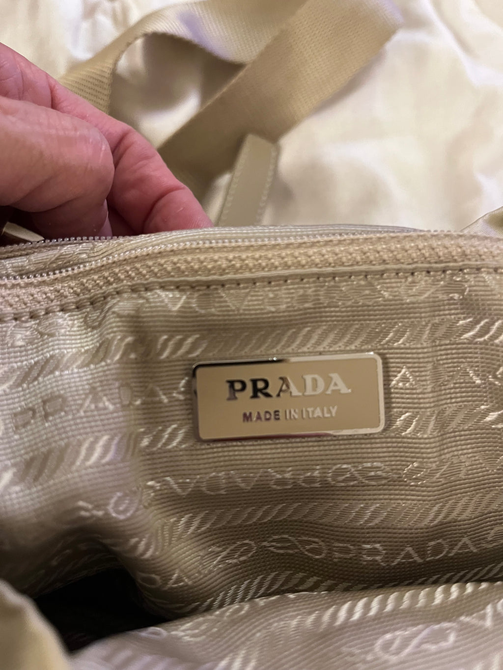 Zaino Prada Tessuto Vela in nylon beige