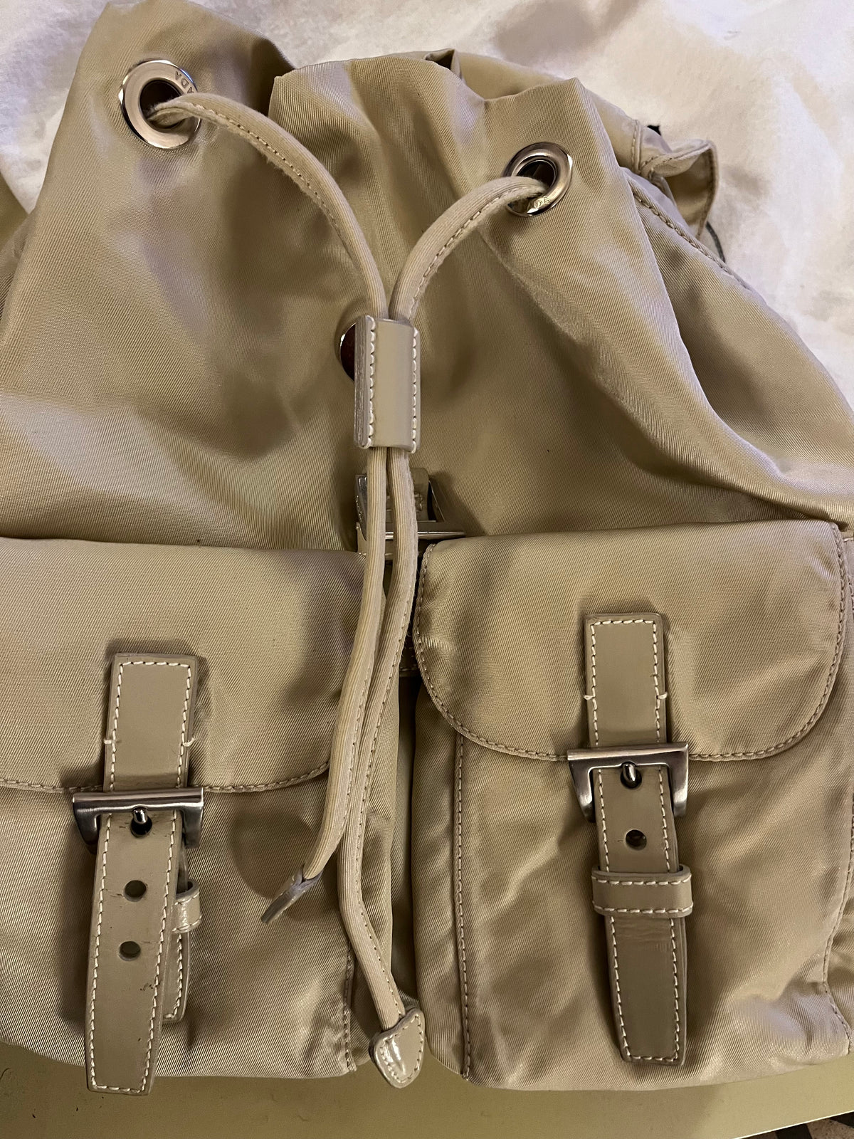Zaino Prada Tessuto Vela in nylon beige