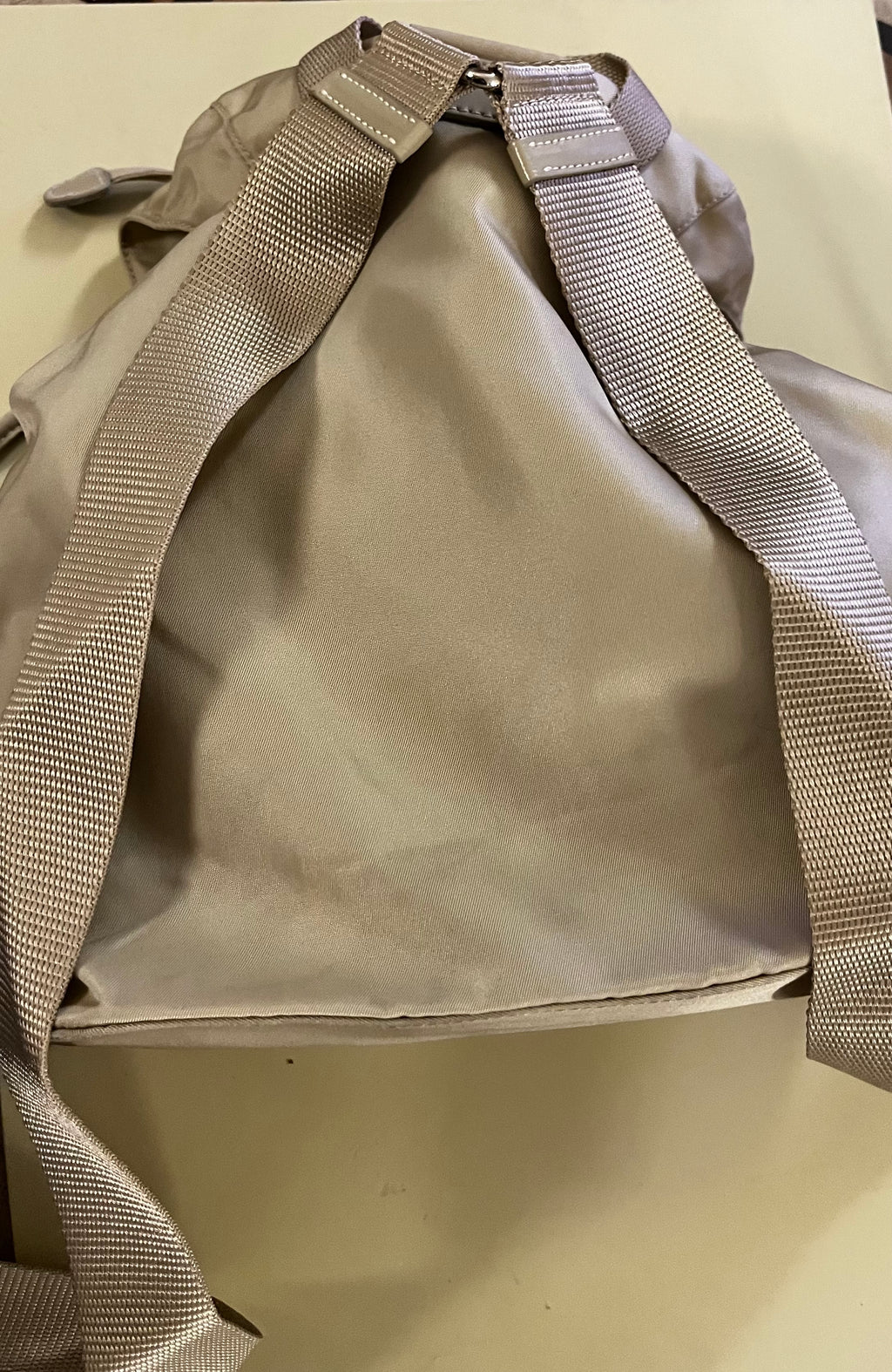 Zaino Prada Tessuto Vela in nylon beige