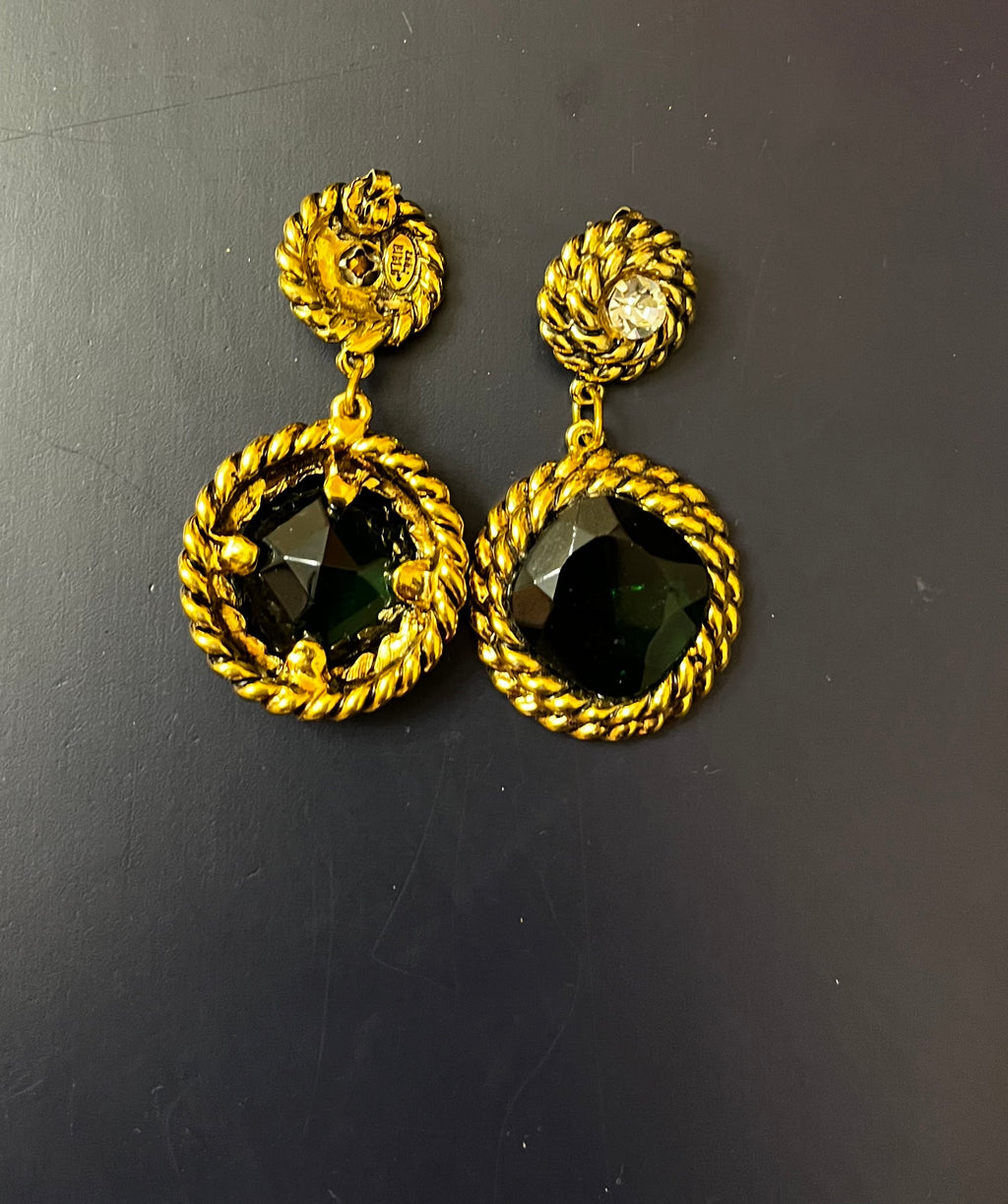 Orecchini anni 90 in metallo e strass verde