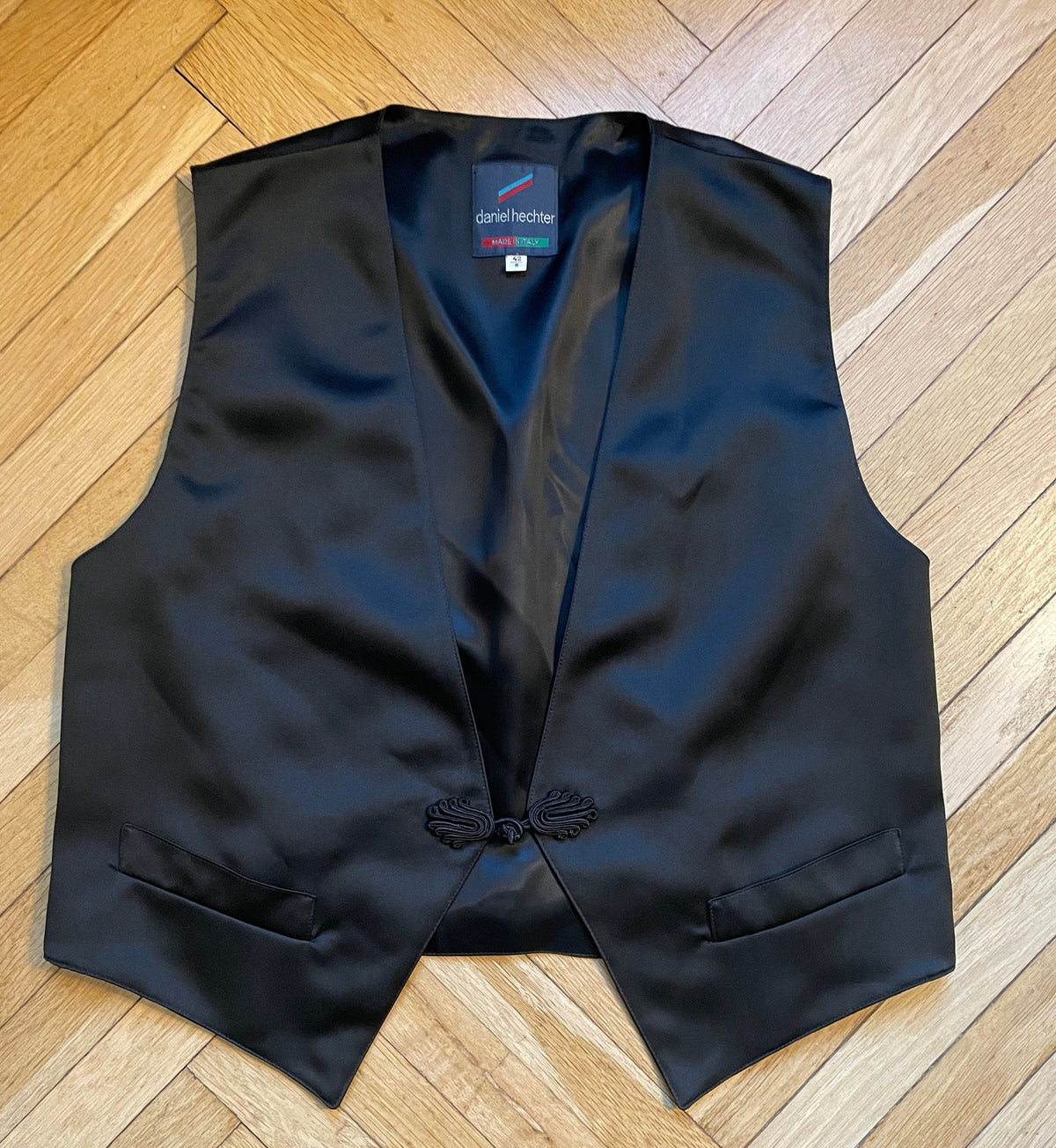 Daniel Hechter black vest