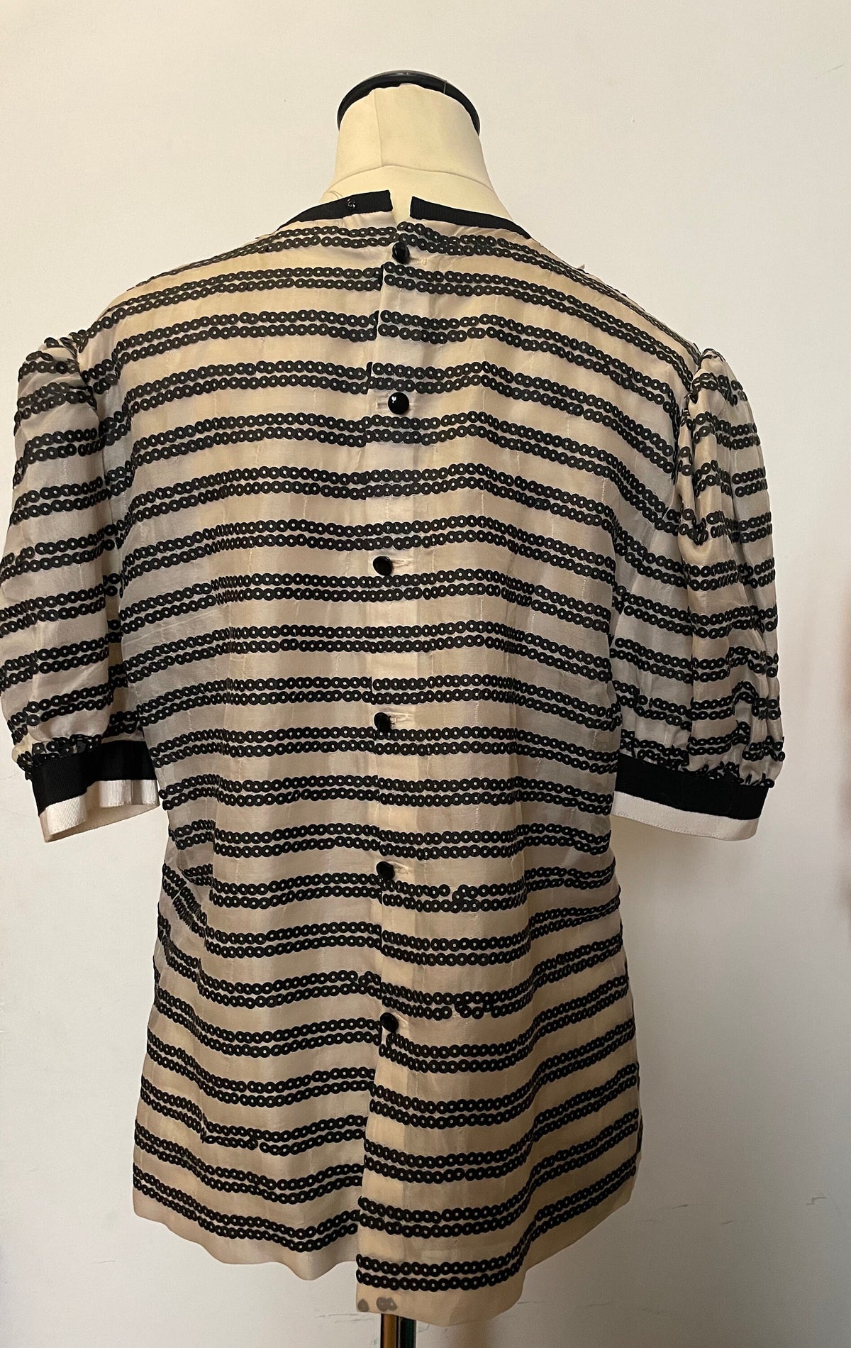 Camicia Marinelli in acetato trasparente con paillettes — Made in France, anni ’80