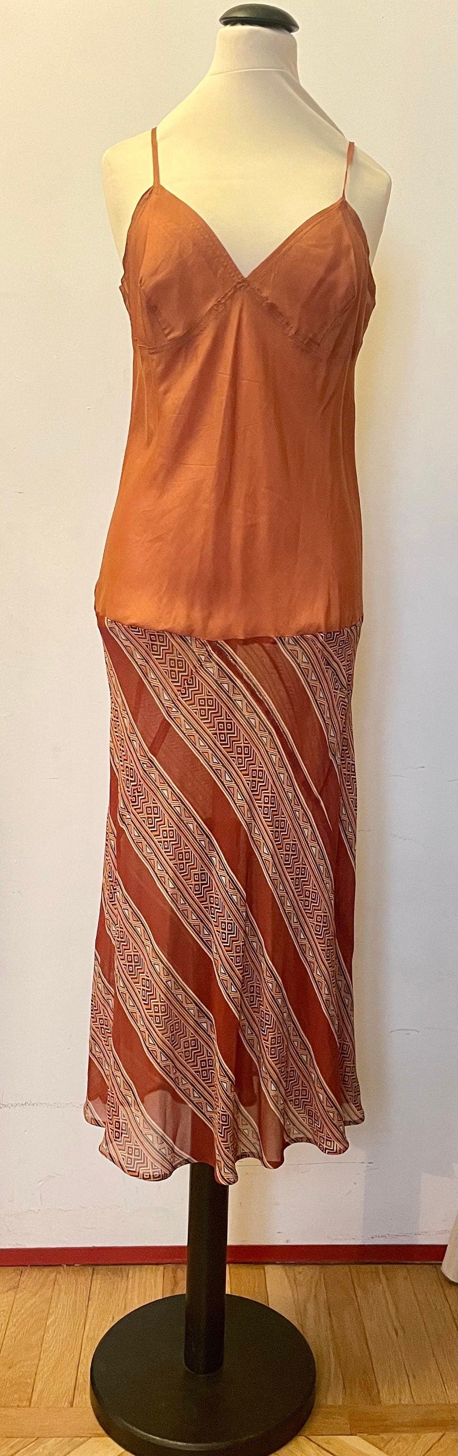Abito sartoriale in seta stampata fine anni ’70