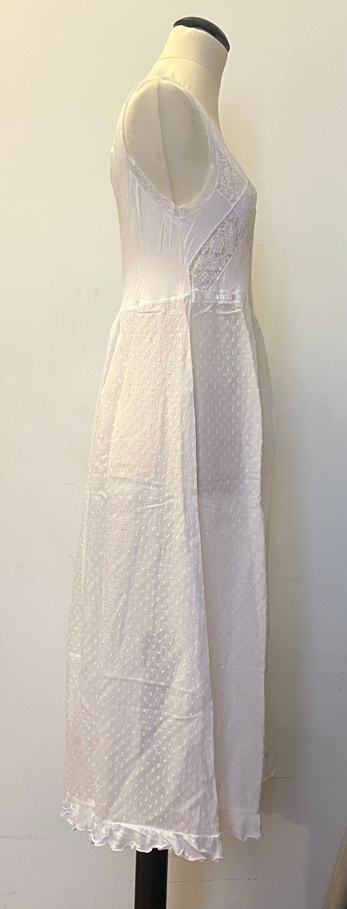 Camicia da notte in plumetis e pizzo anni ’80