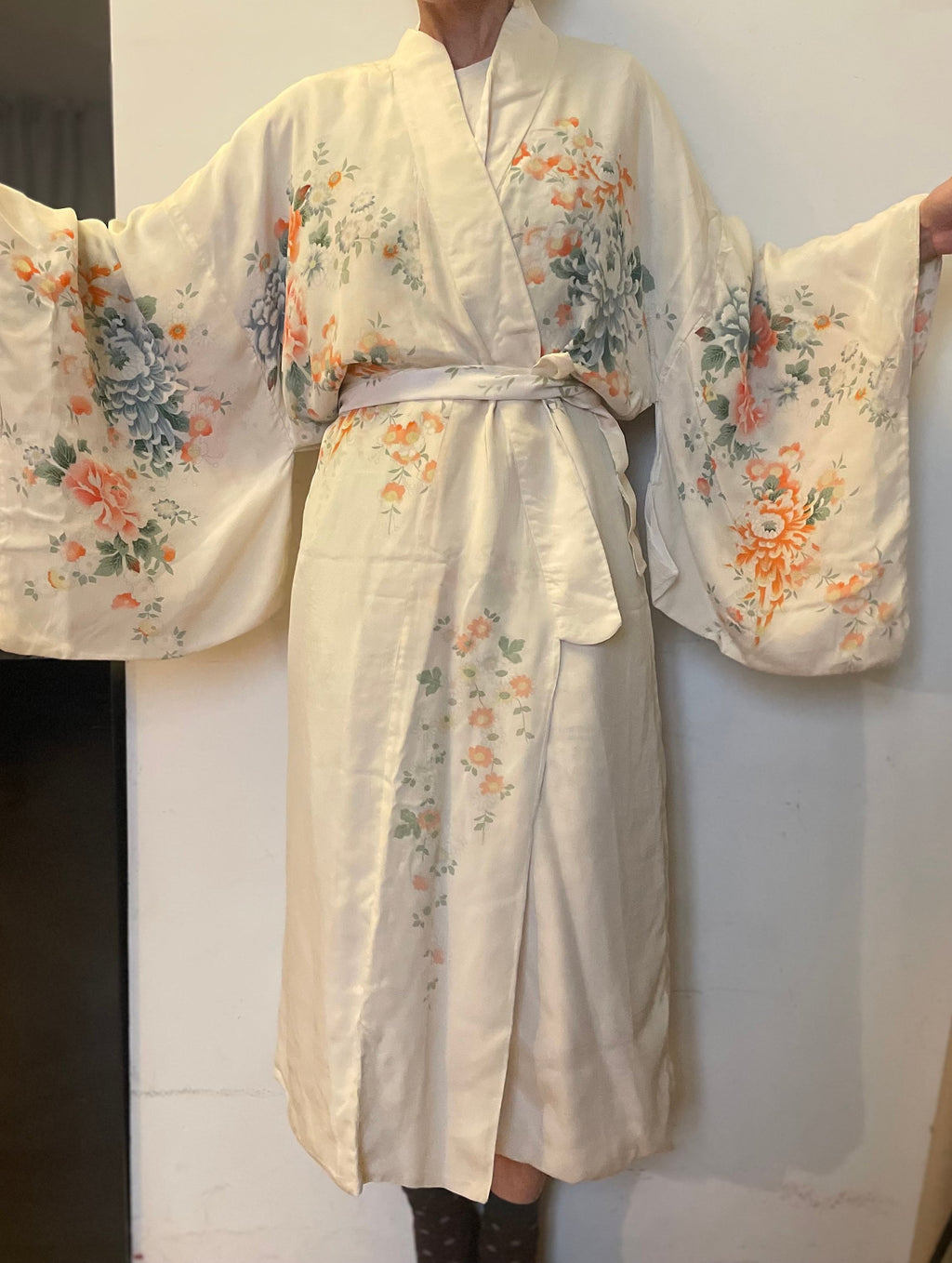 Flowered 1970 kimono
