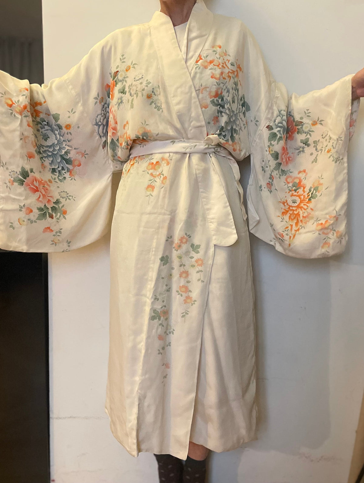 Flowered 1970 kimono