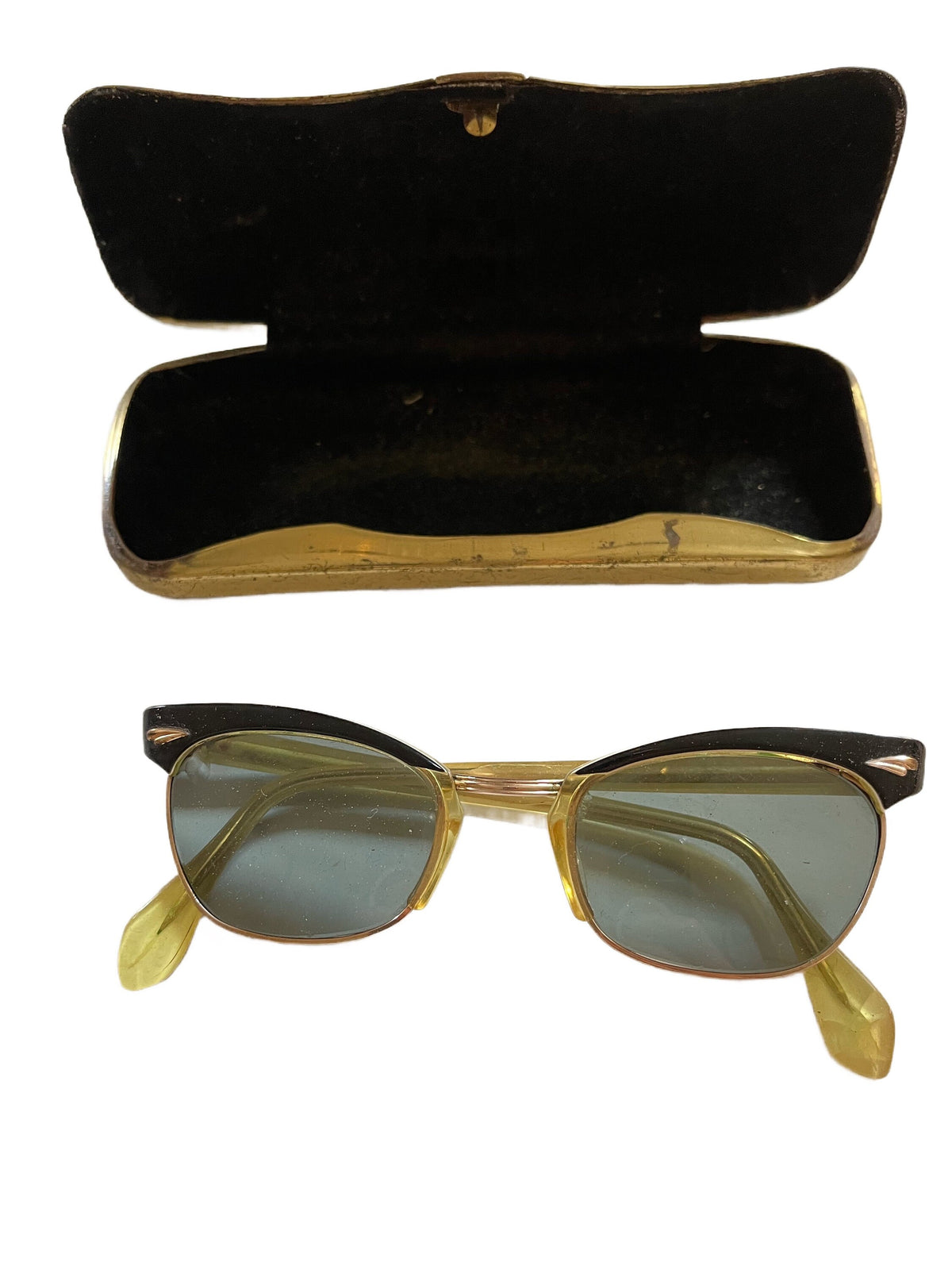 Vintage 1950 cuteye sunglasses with box