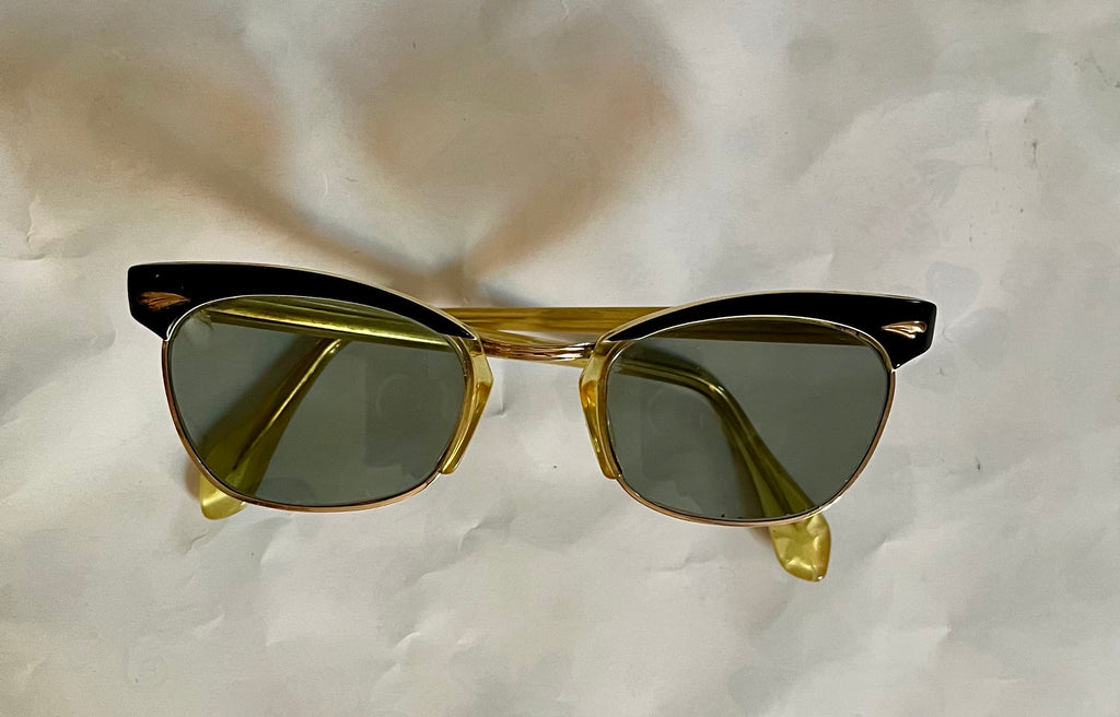 Vintage 1950 cuteye sunglasses with box