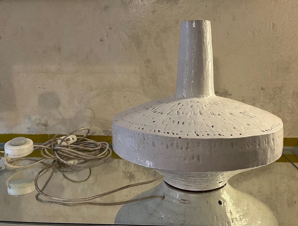 Big MATTLI white ceramic table lamp