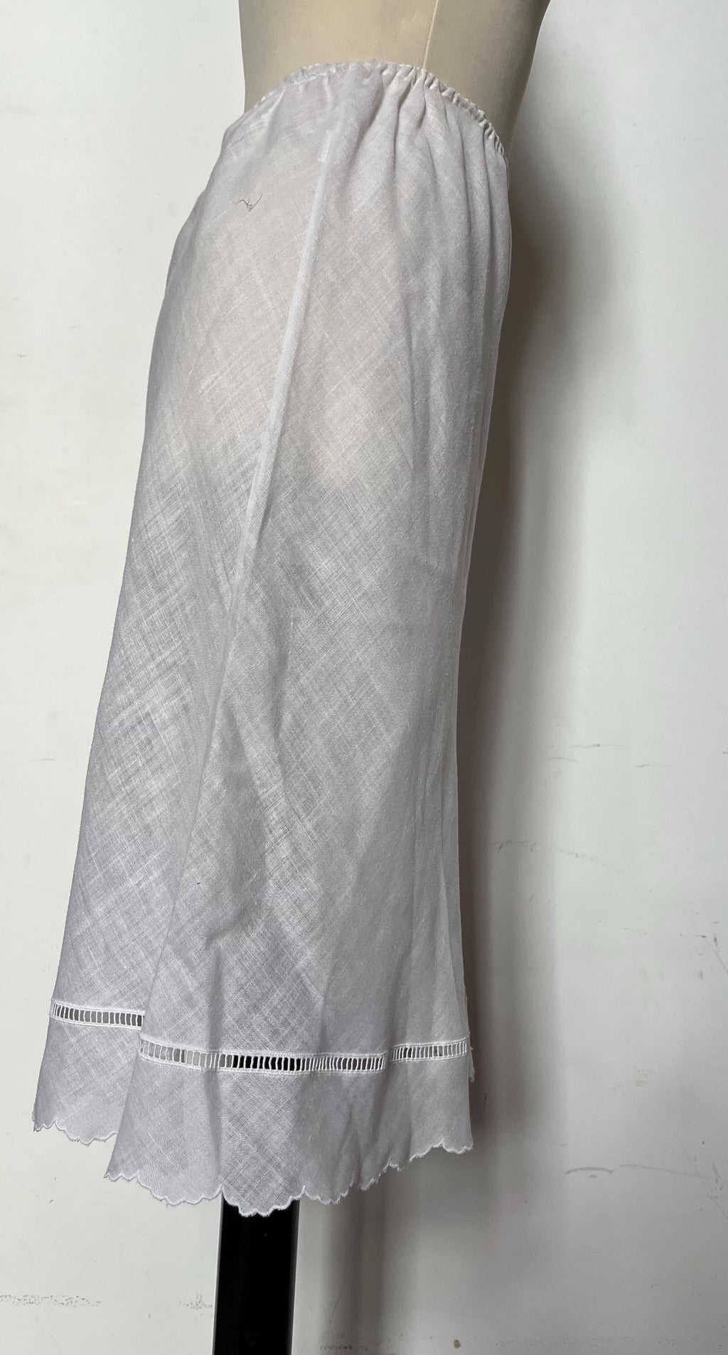 Vintage linen ‘'70 white skirt