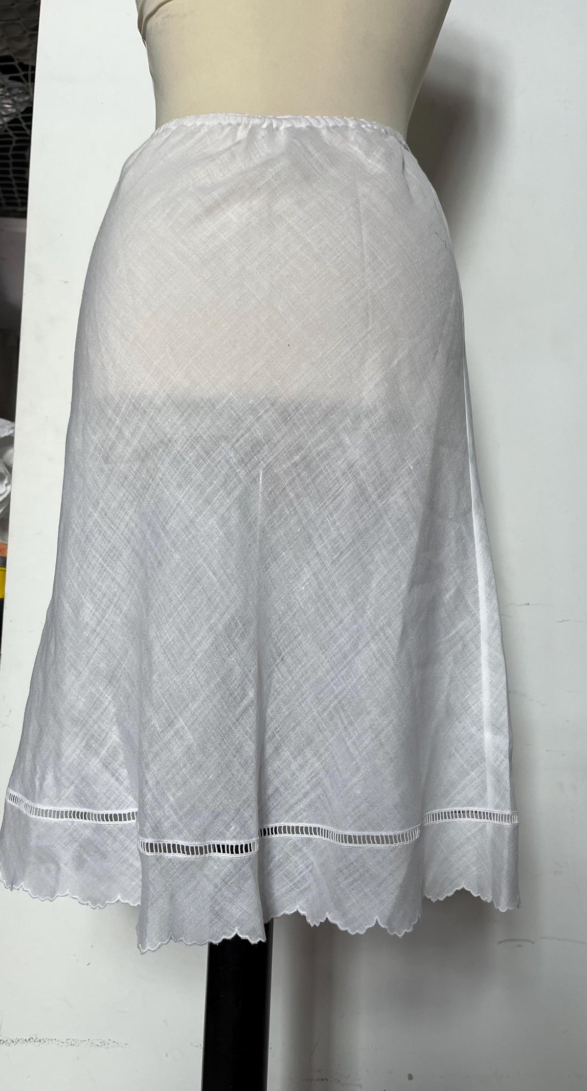 Vintage linen ‘'70 white skirt