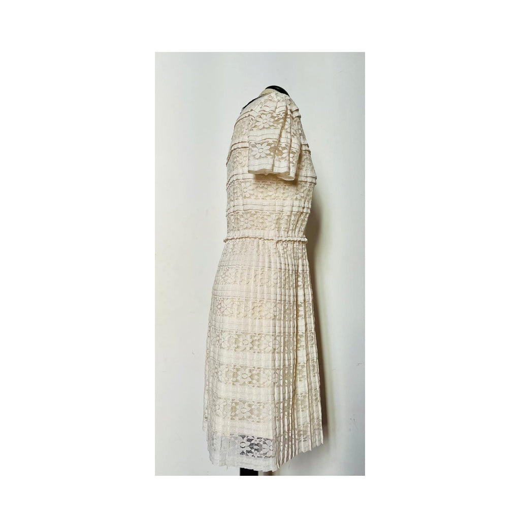 Red Valentino lace white lace dress