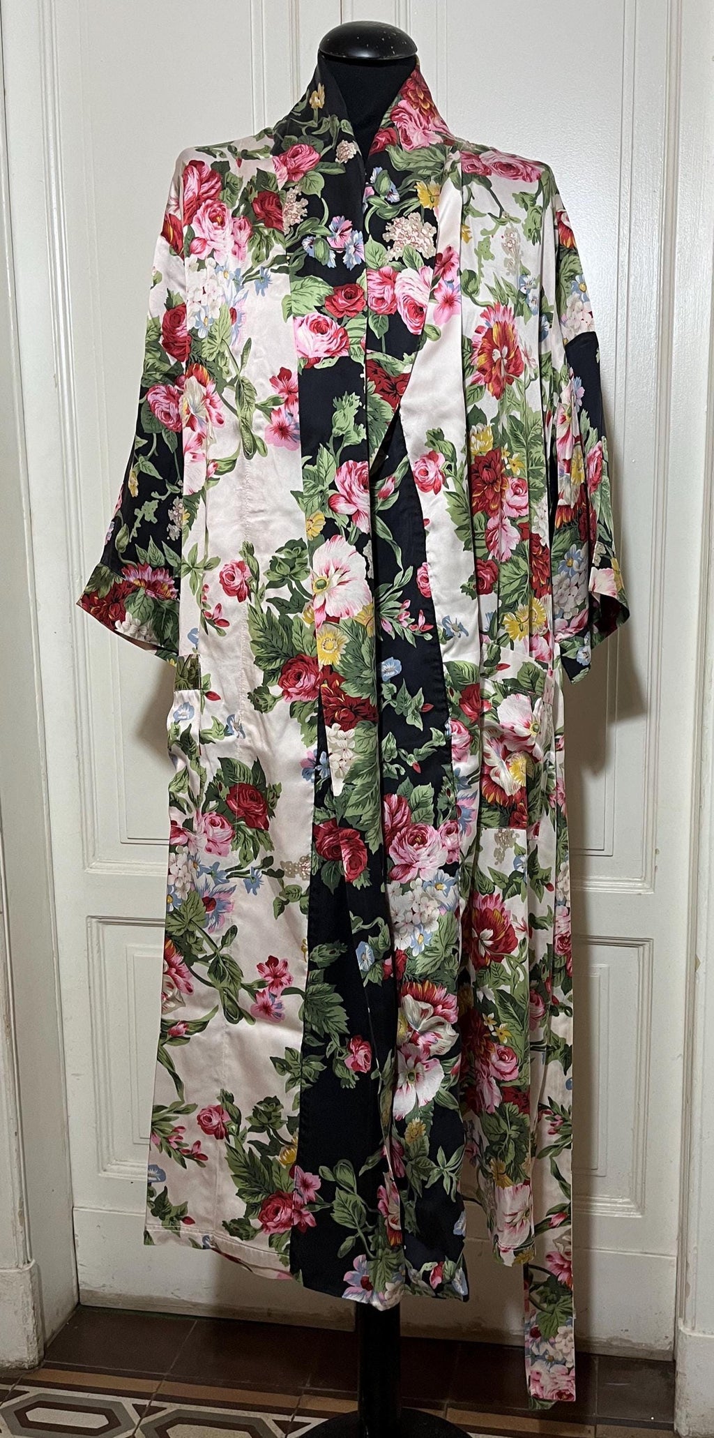 Silk Flowers  Vestaglia Vivis in seta floreale Made in Italy — anni ’90