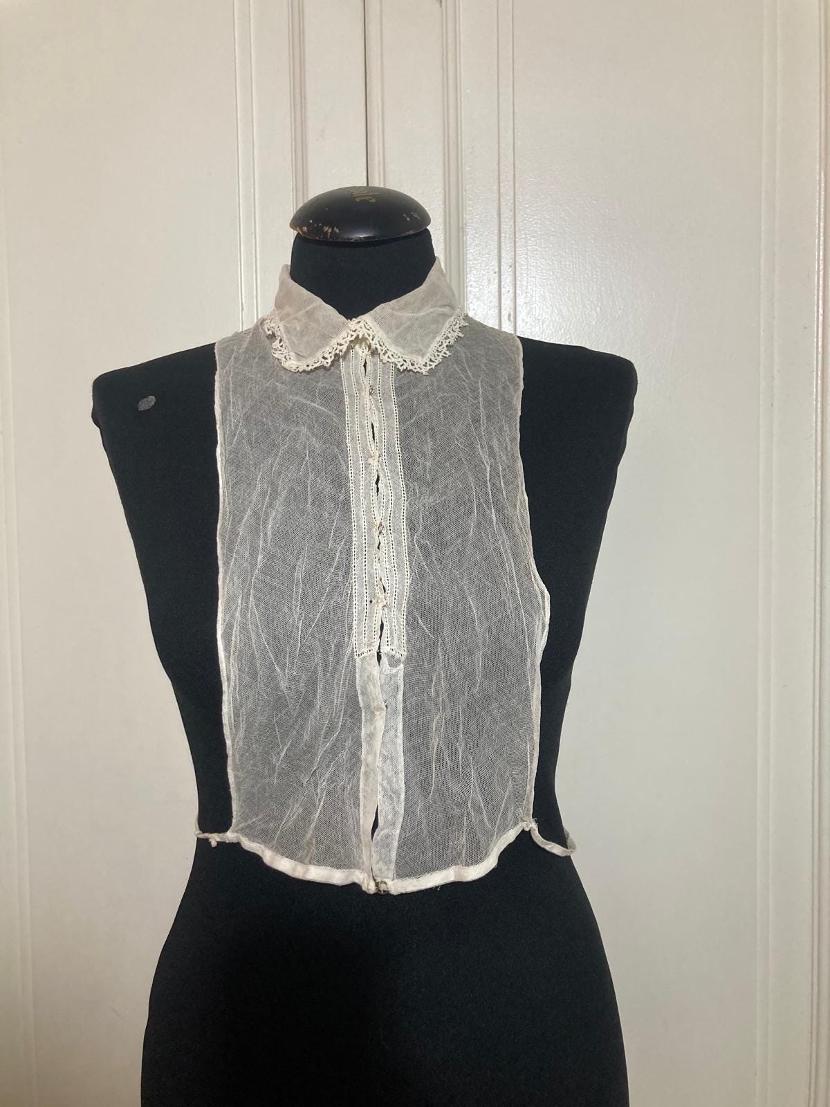 Colletto / ruff d’epoca in tulle bianco antico