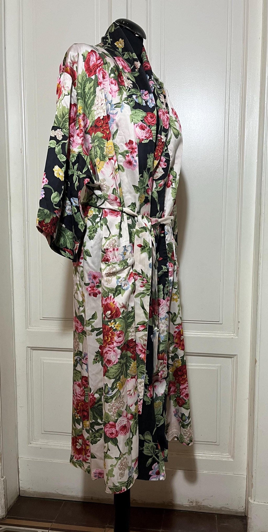 Silk Flowers  Vestaglia Vivis in seta floreale Made in Italy — anni ’90