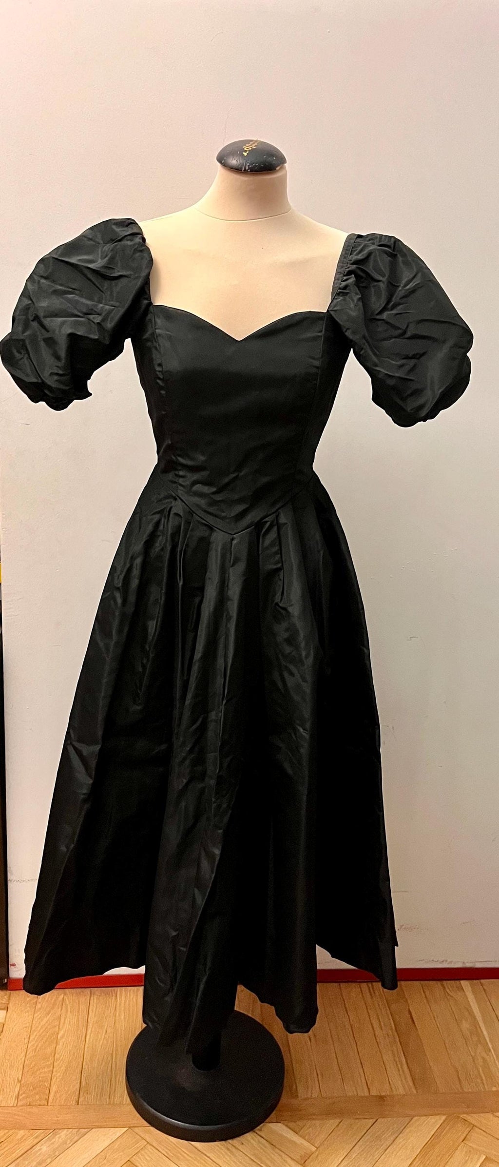 Abito nero Vintage Laura Ashley
