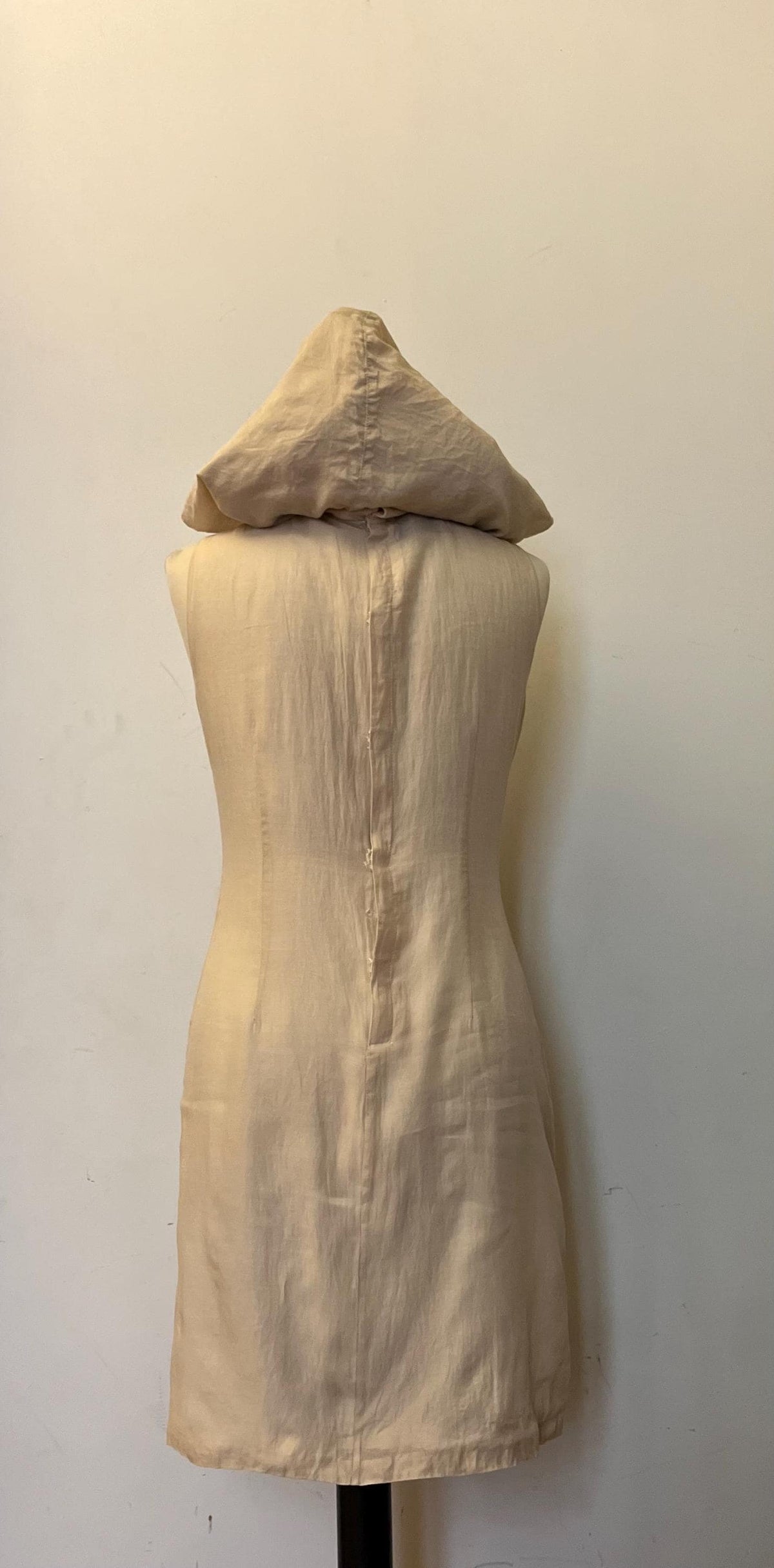 Bianca e Blu 90s cotton beige dress