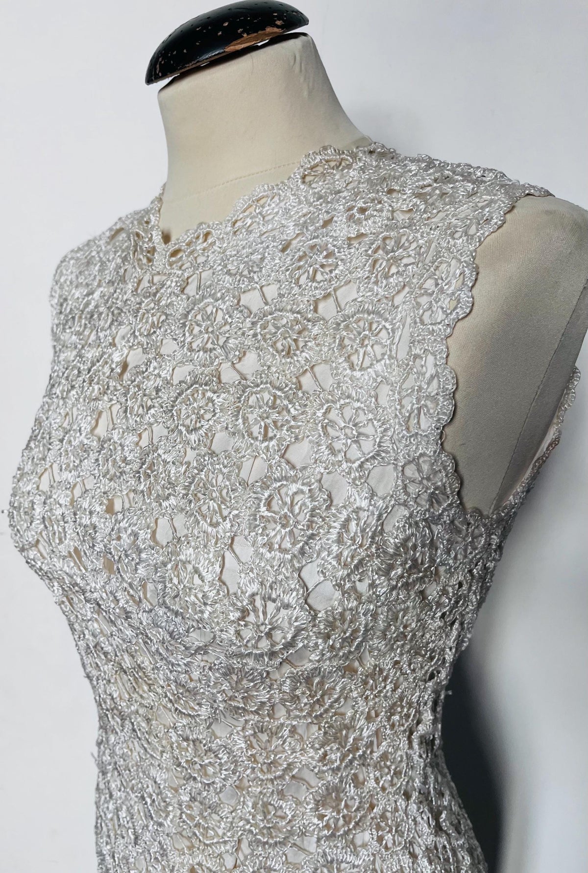 Abito crochet in rafia bianca anni ’60