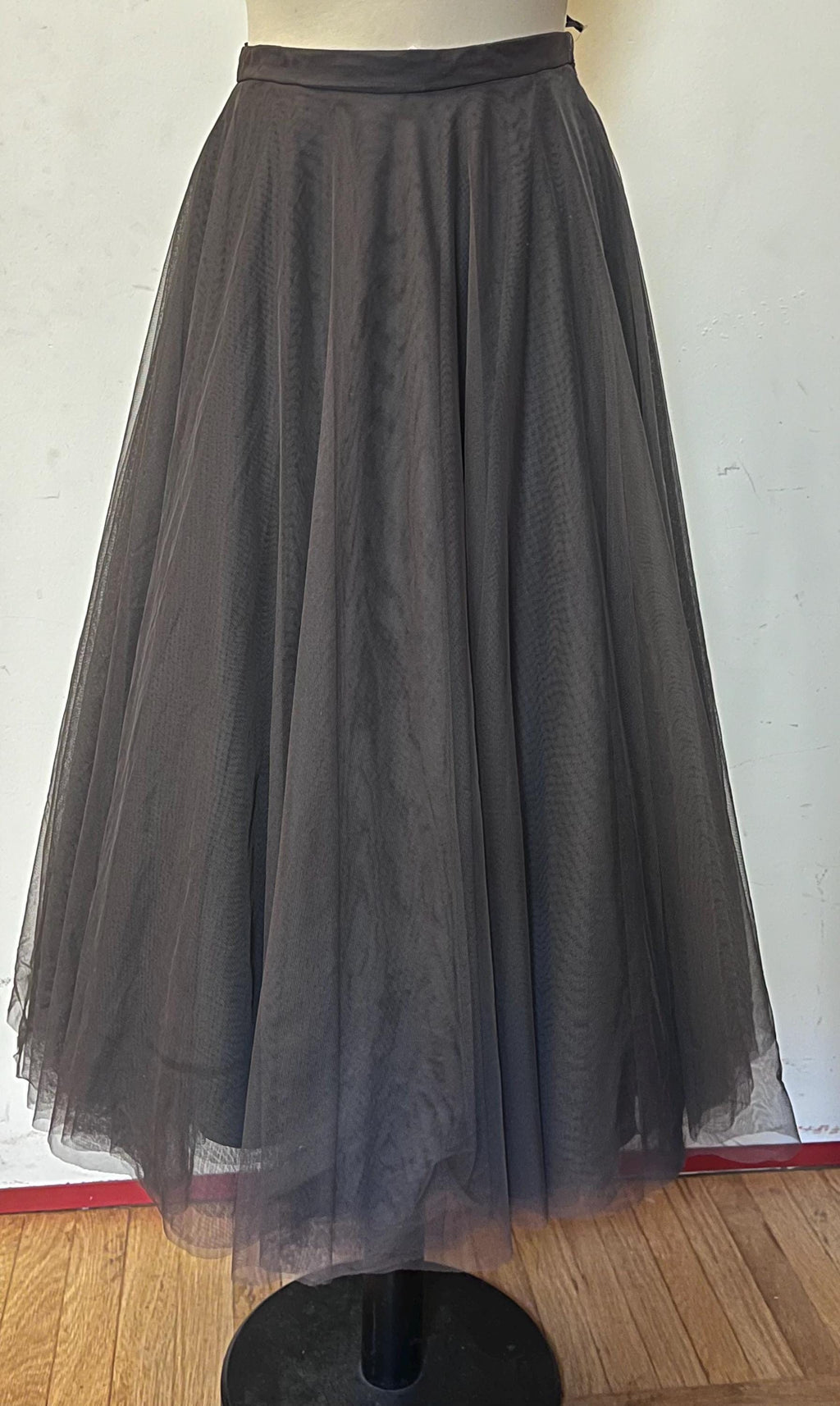 Gonna Mila Schön in tulle grigio fine anni ’80 – primi ’90