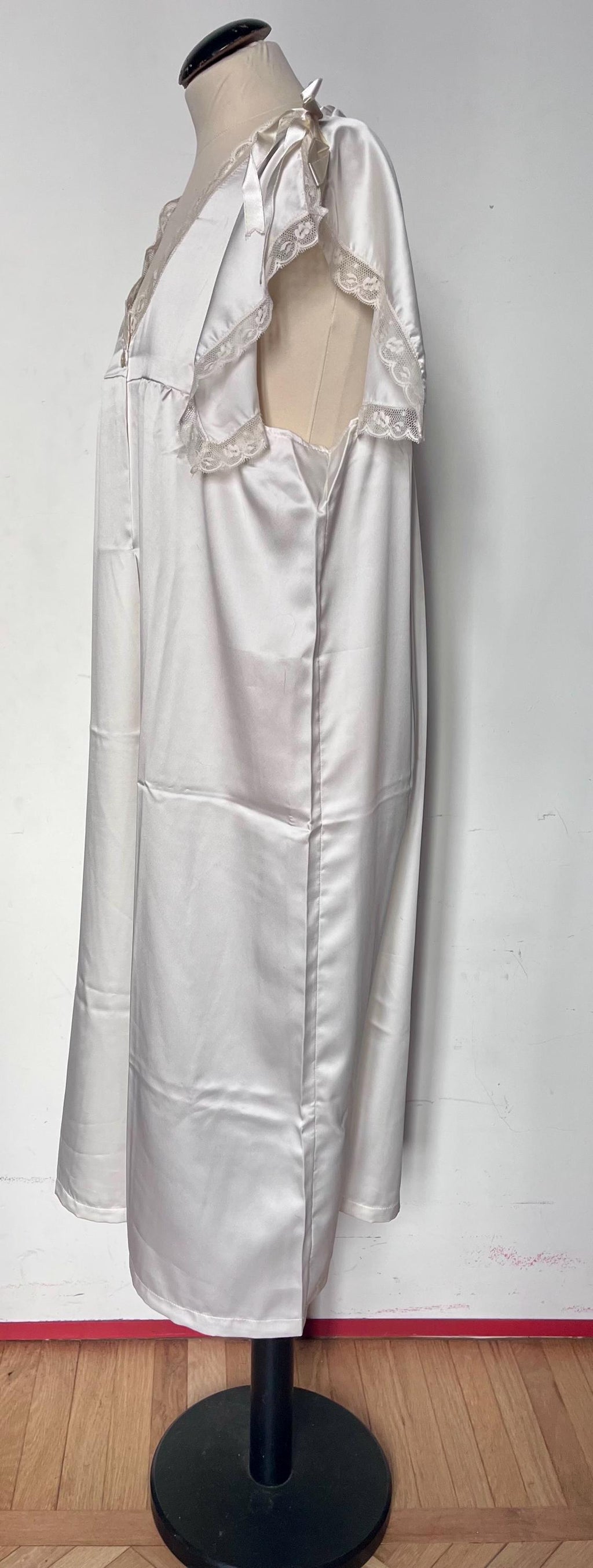 1990s champagne nightgown
