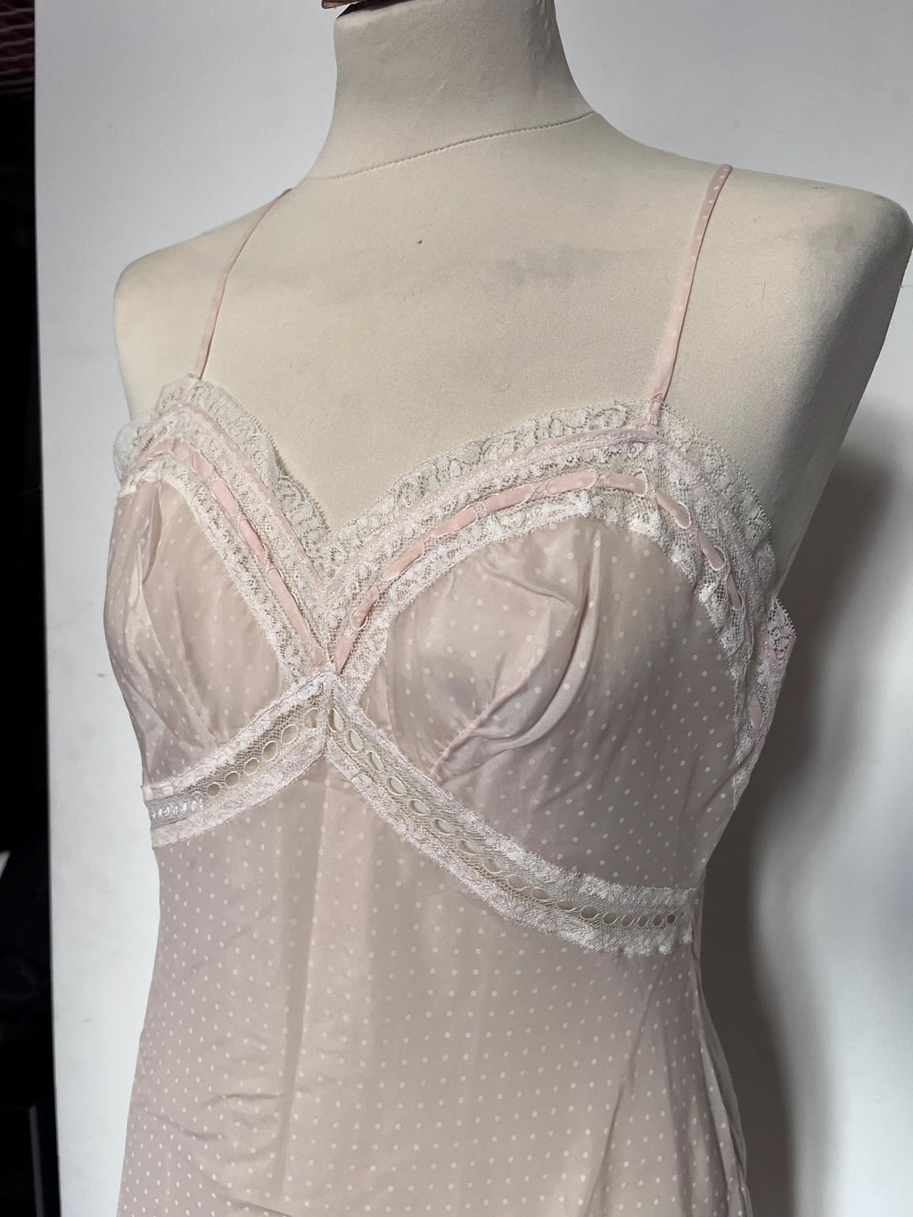 1970s pink polka dot slip dress