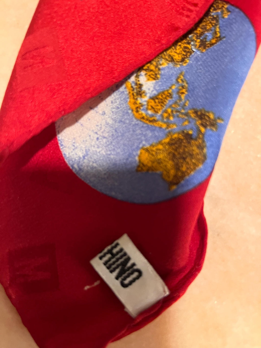 Foulard Moschino " Save our sphere"